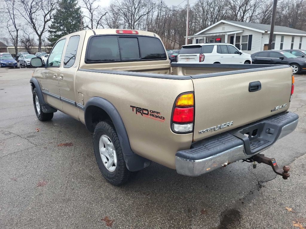 2002 Toyota Tundra Image 2