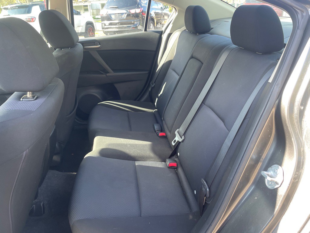 2010 Mazda Mazda3 Image 11