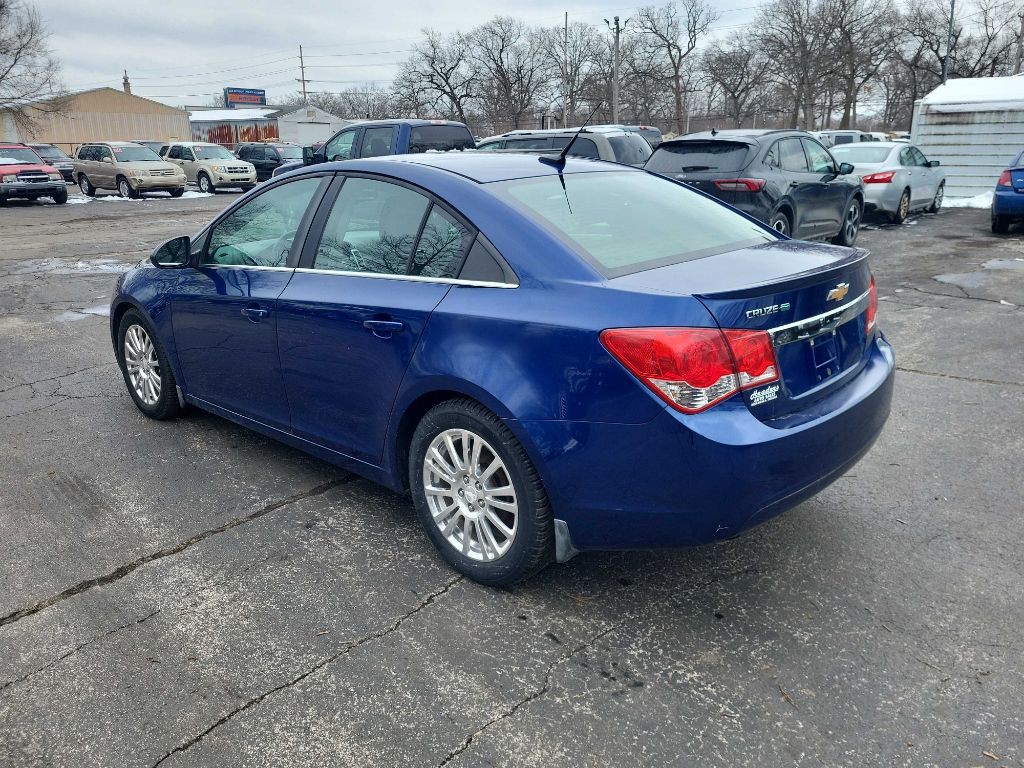2013 Chevrolet Cruze Image 3