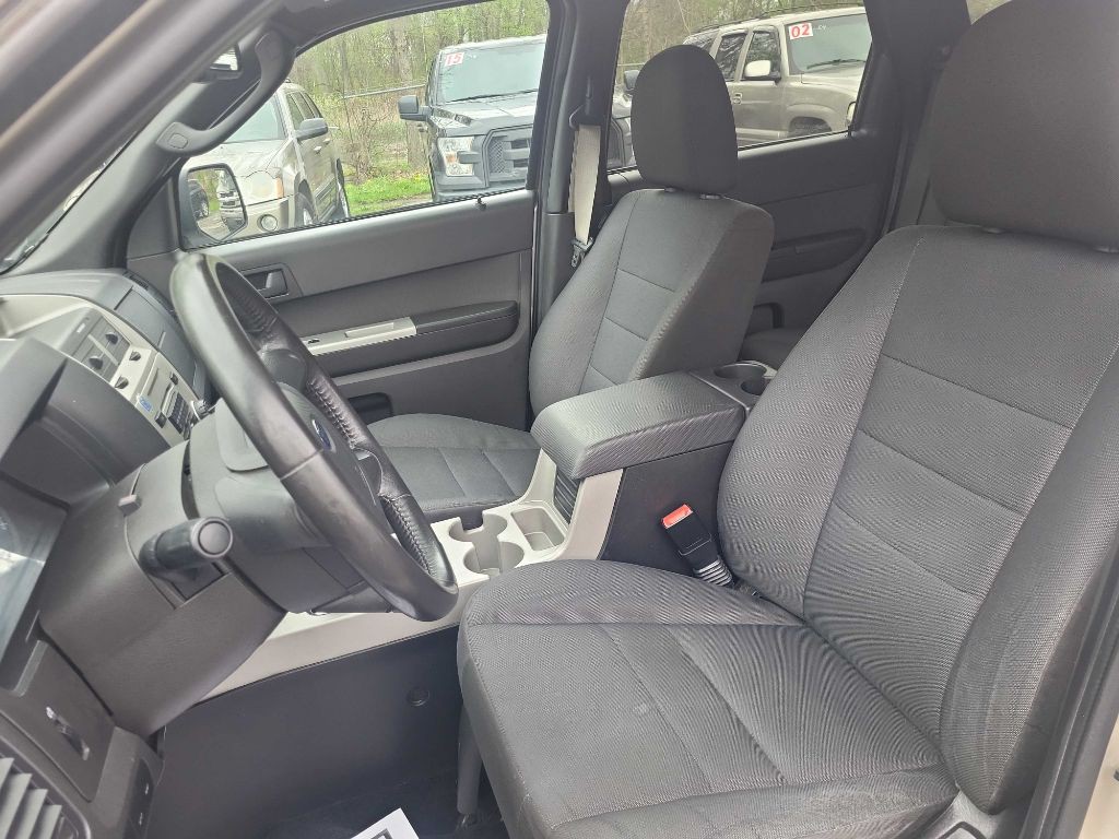 2011 Ford Escape Image 10