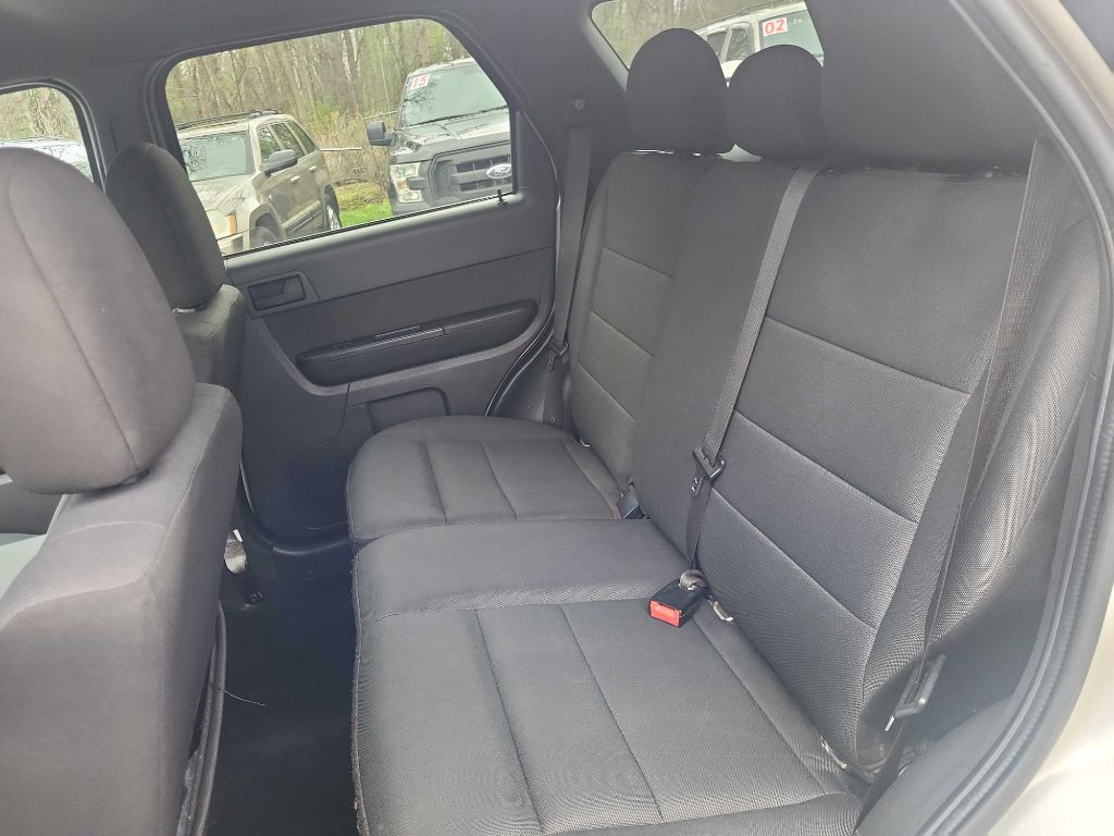 2011 Ford Escape Image 11