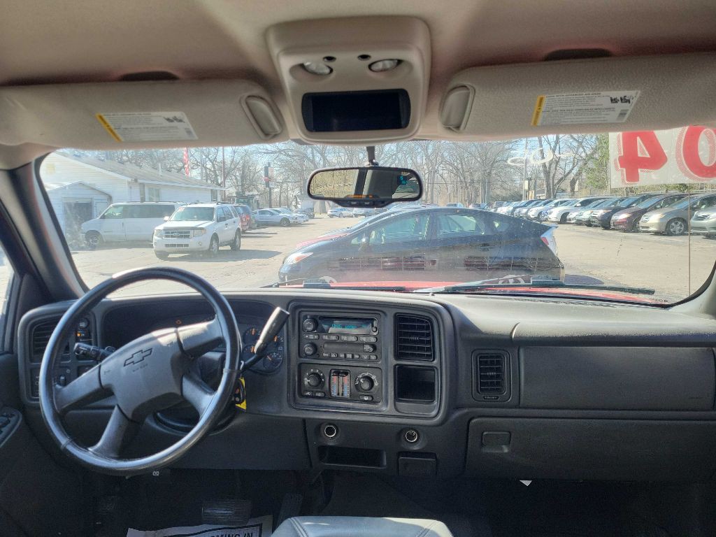 2004 Chevrolet Avalanche Image 9