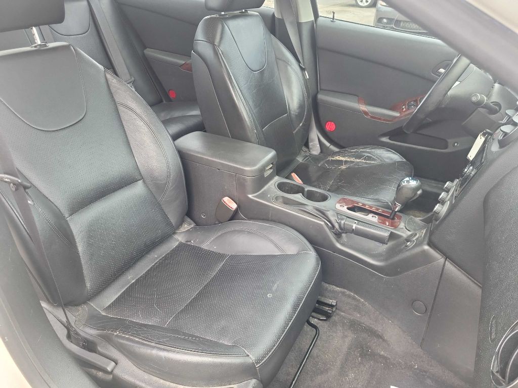 2008 Pontiac G6 Image 11