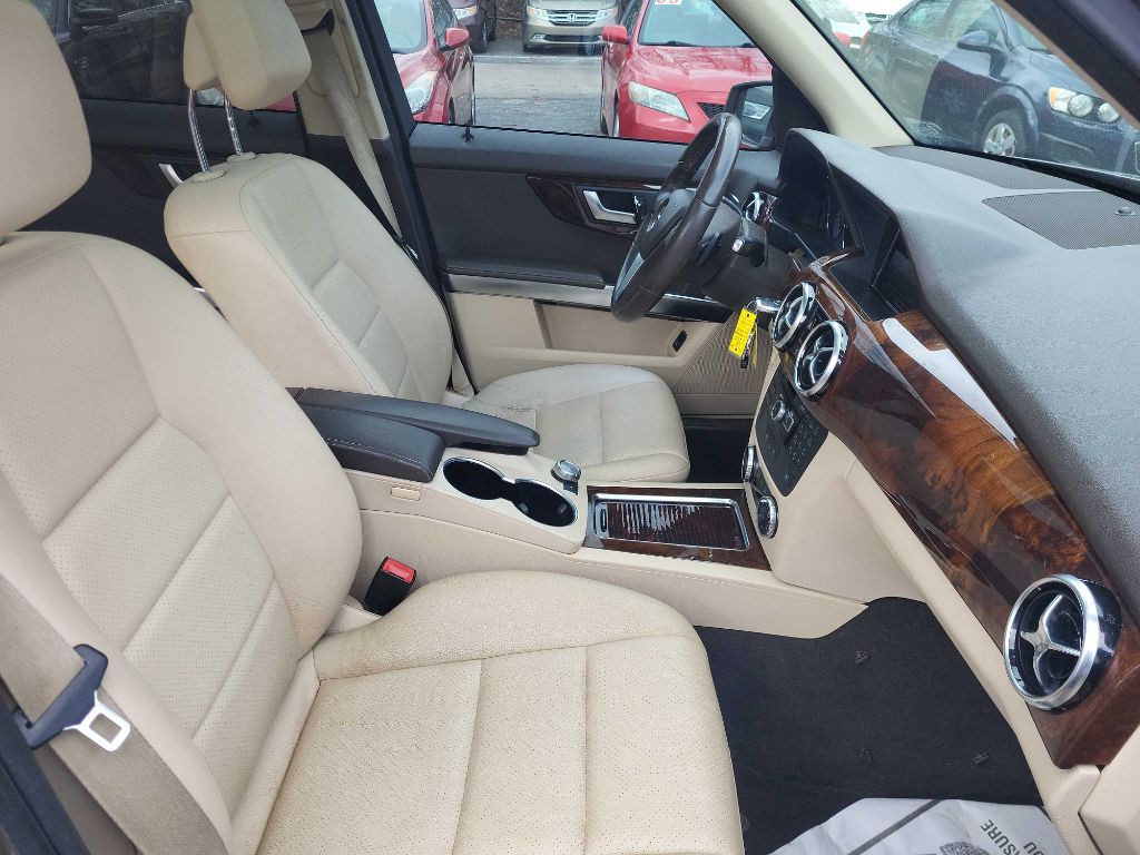 2013 Mercedes-Benz GLK-Class Image 10