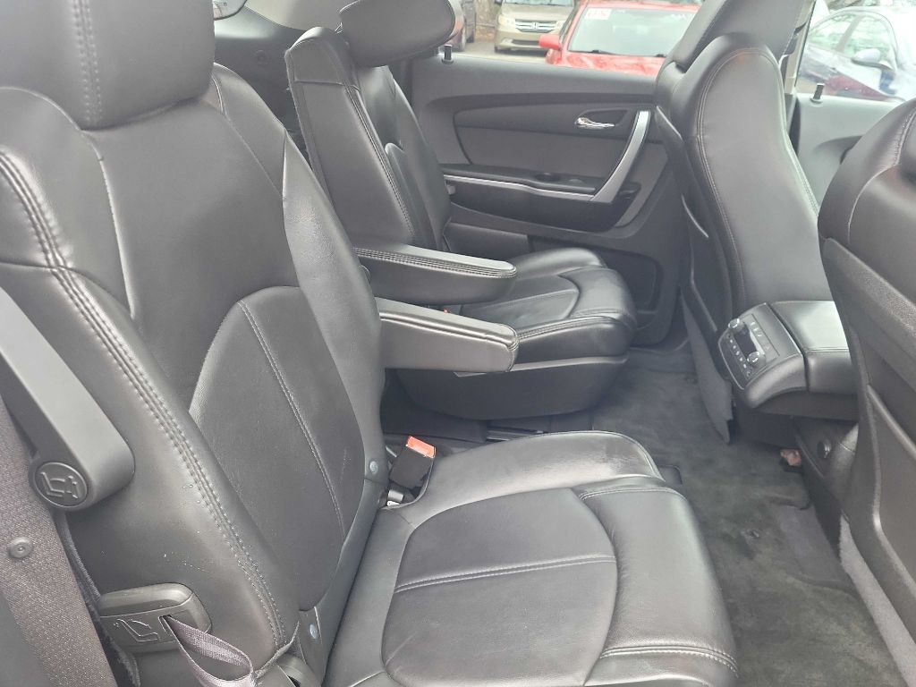 2012 GMC Acadia Image 11