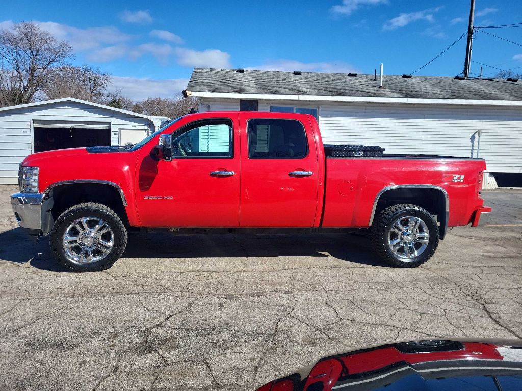2013 Chevrolet Silverado 1500 Image 2