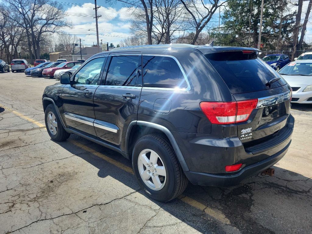 2011 Jeep Grand Cherokee Image 5