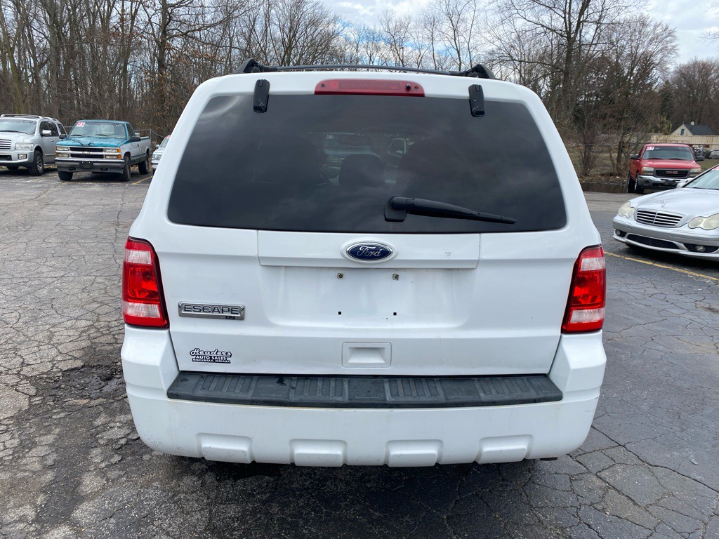 2010 Ford Escape Image 3