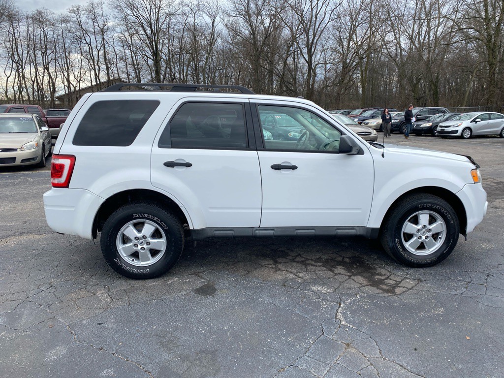 2010 Ford Escape Image 4