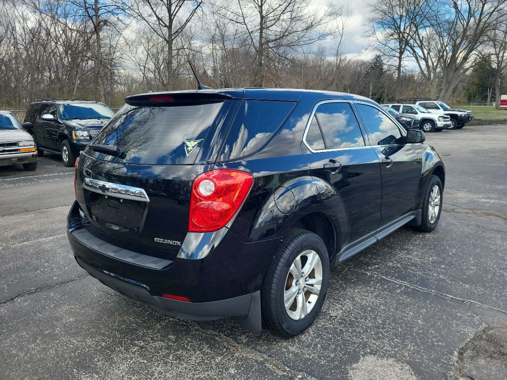 2013 Chevrolet Equinox Image 2