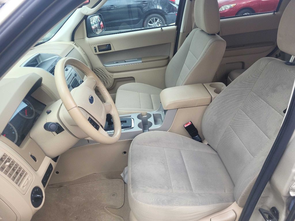 2012 Ford Escape Image 9