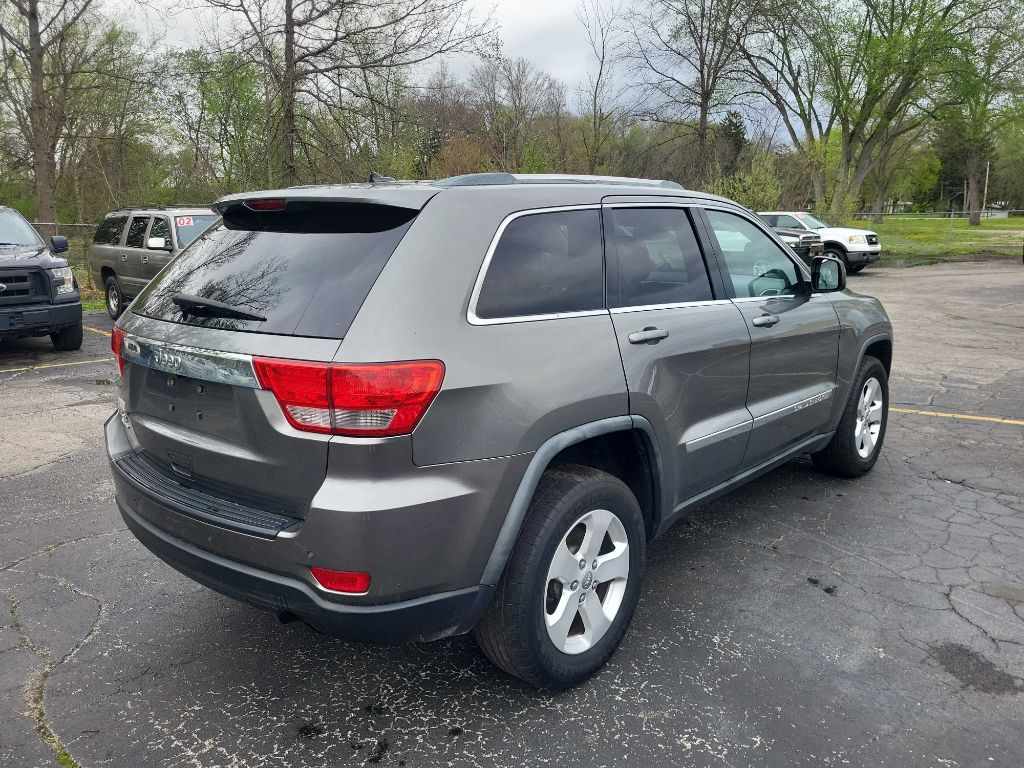 2012 Jeep Grand Cherokee Image 4