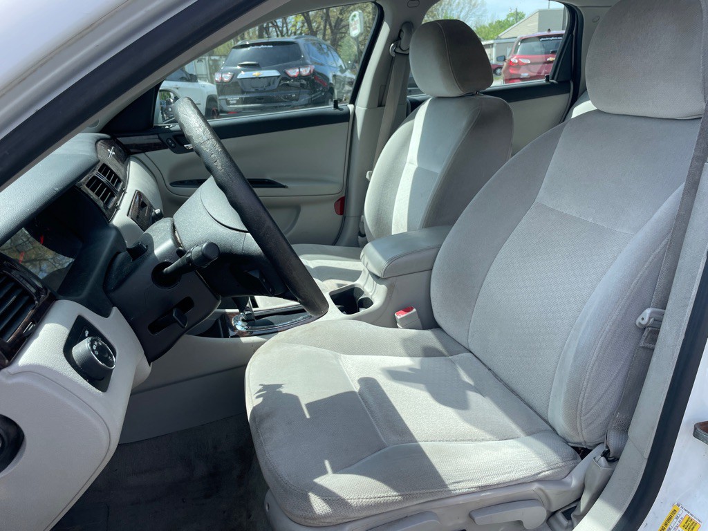 2013 Chevrolet Impala Image 10