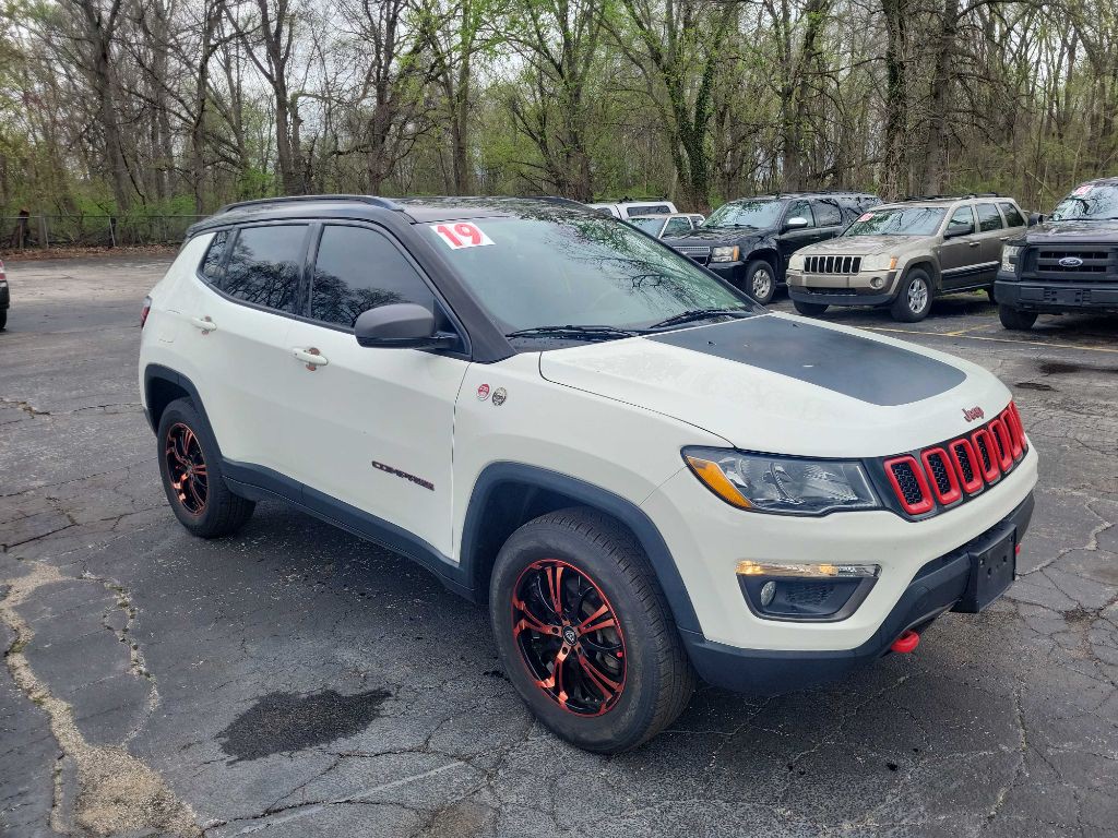 2019 Jeep Compass Image 1