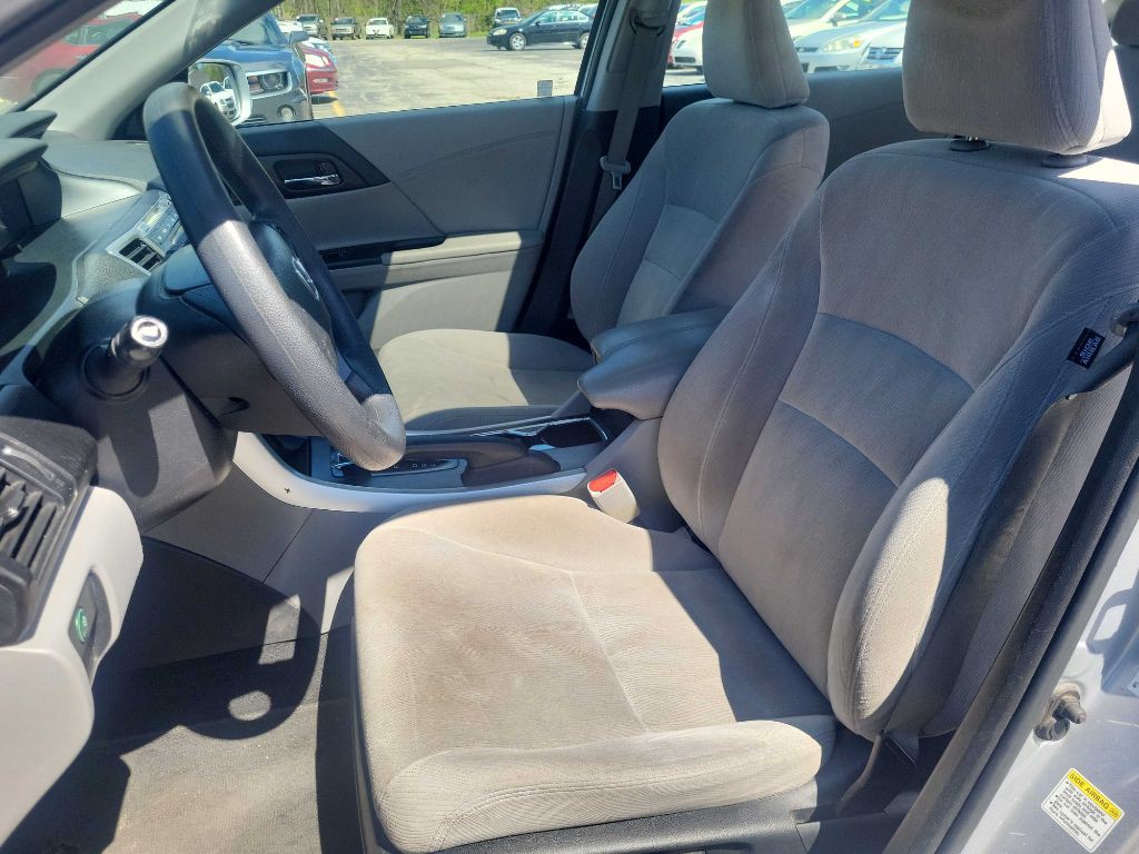 2013 Honda Accord Image 11