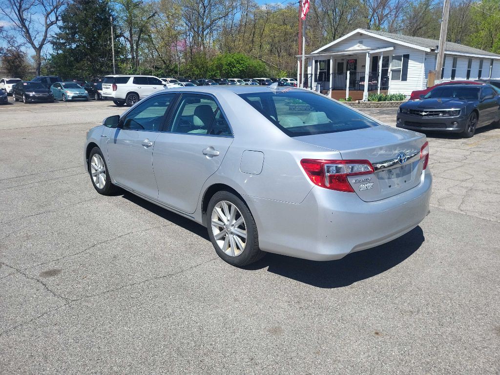 2012 Toyota Camry Image 4