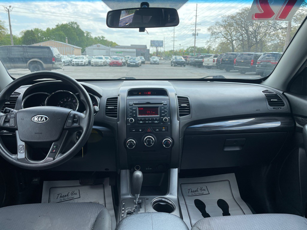 2012 Kia Sorento Image 9