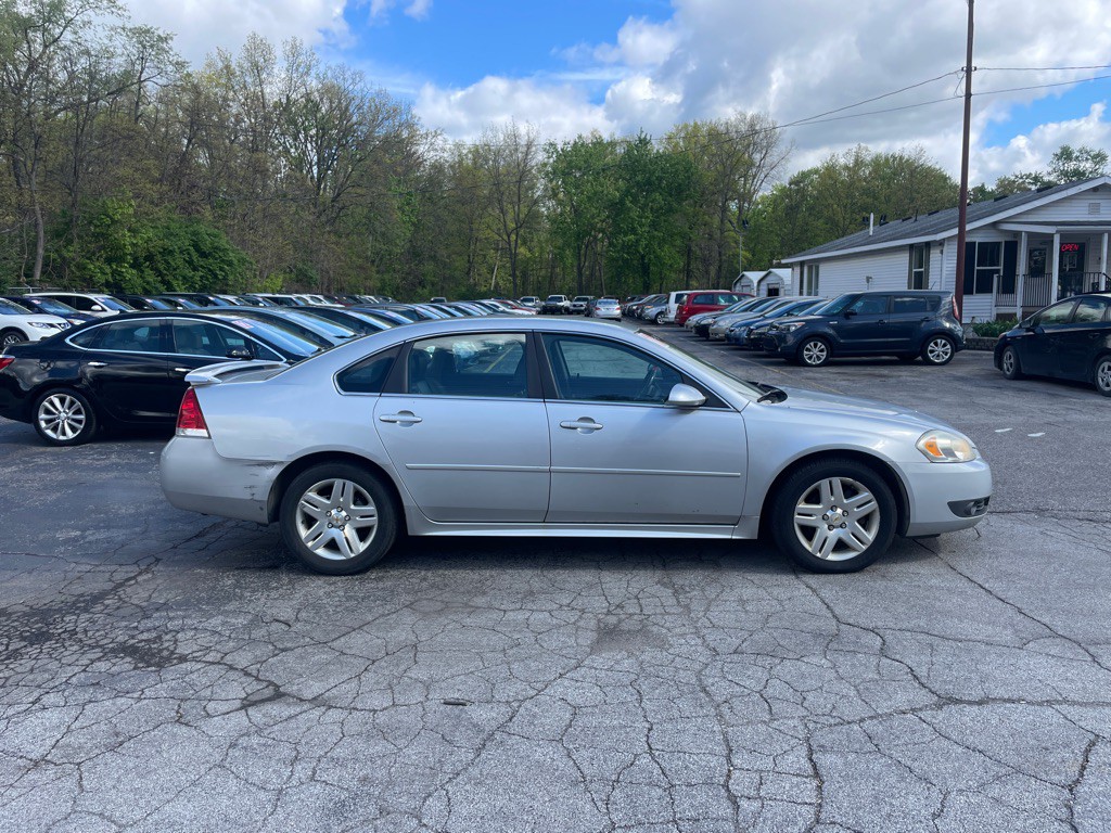 2011 Chevrolet Impala Image 4