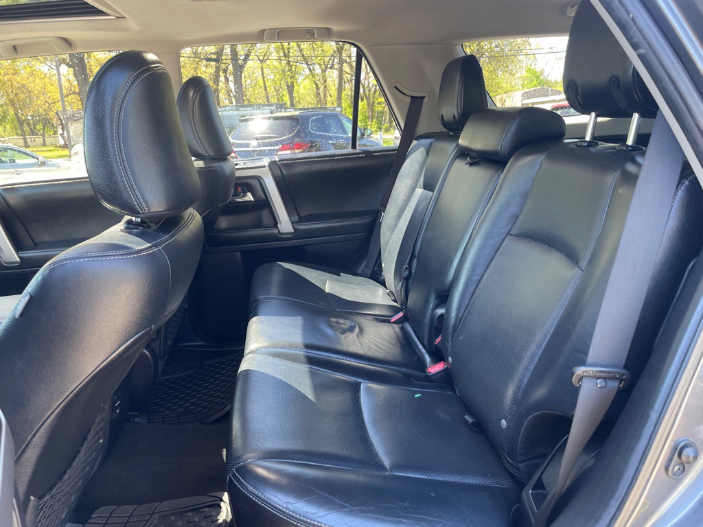 2014 Toyota 4Runner Image 12