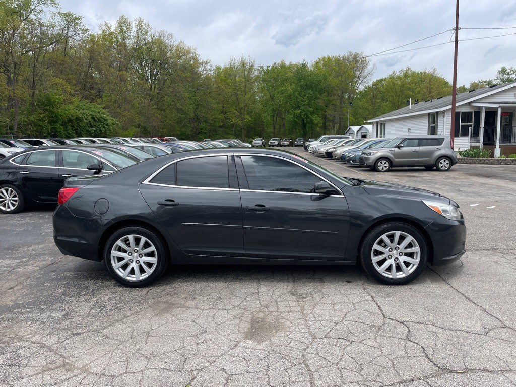 2015 Chevrolet Malibu Image 4