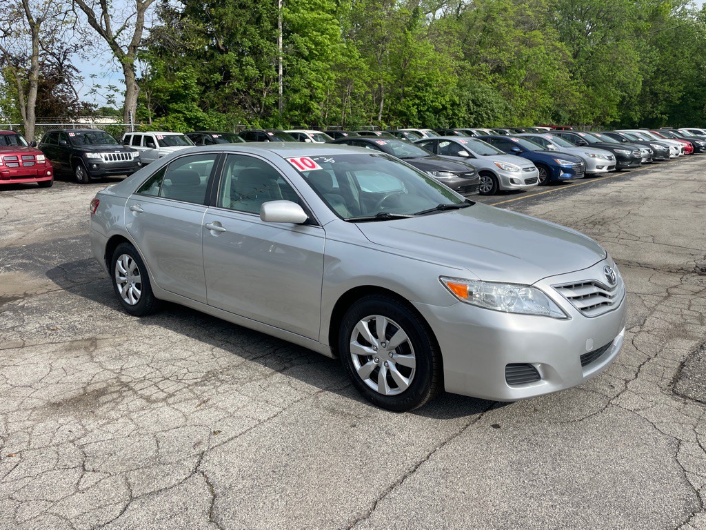 2010 Toyota Camry Image 3