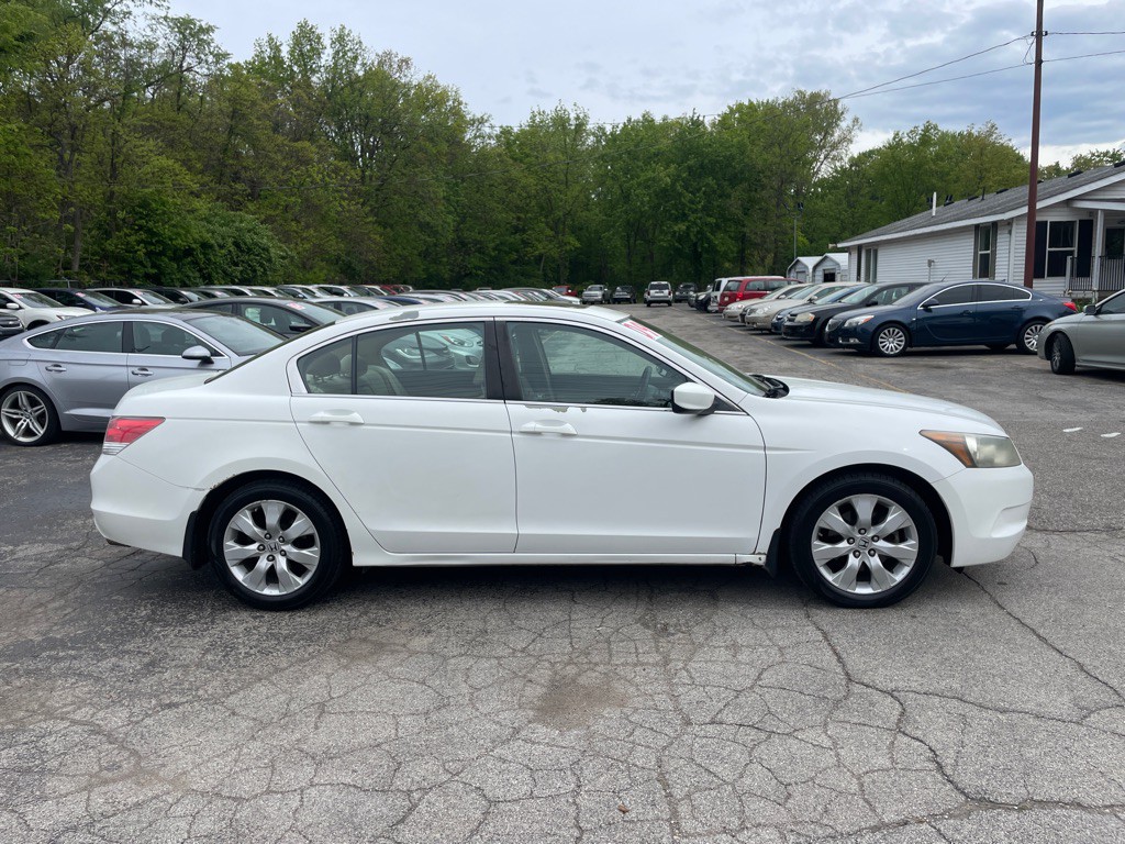 2009 Honda Accord Image 4