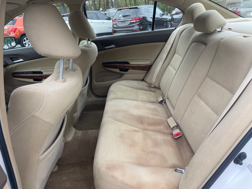 2009 Honda Accord Image 12