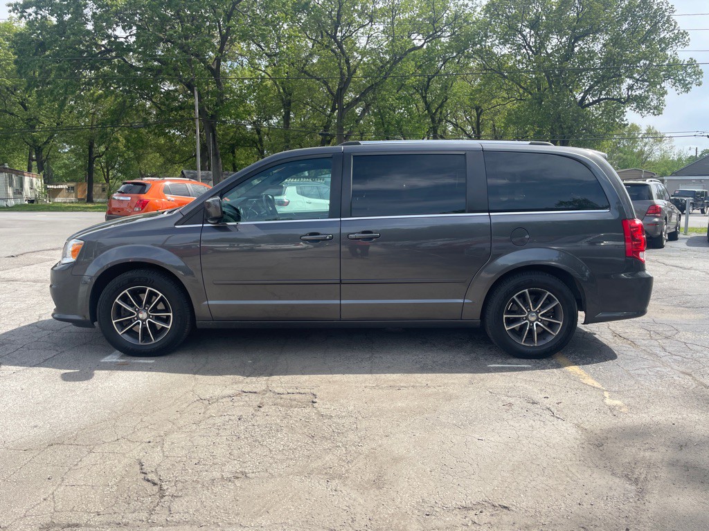 2017 Dodge Grand Caravan Image 8