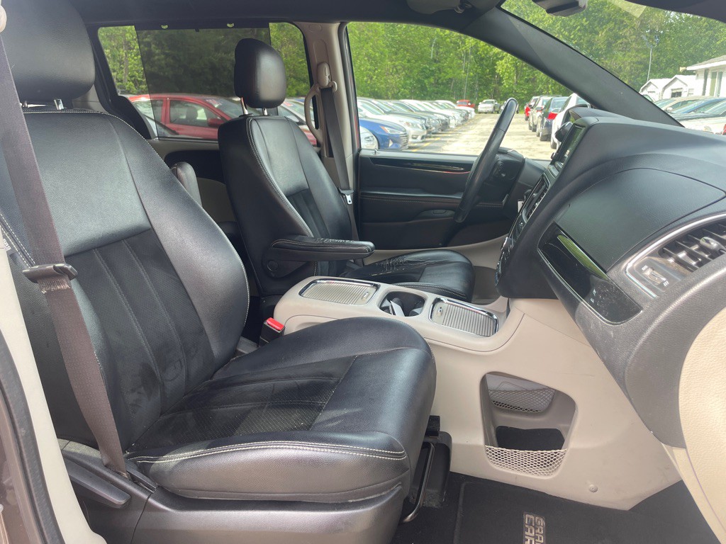 2017 Dodge Grand Caravan Image 13