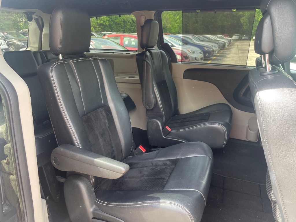 2017 Dodge Grand Caravan Image 14