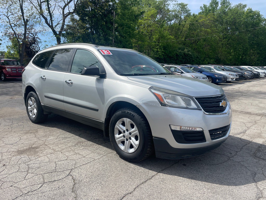2013 Chevrolet Traverse Image 3