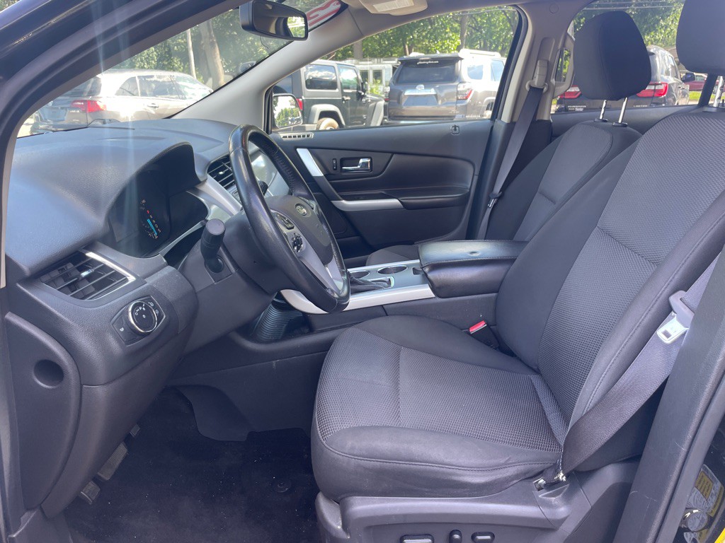 2013 Ford Edge Image 10