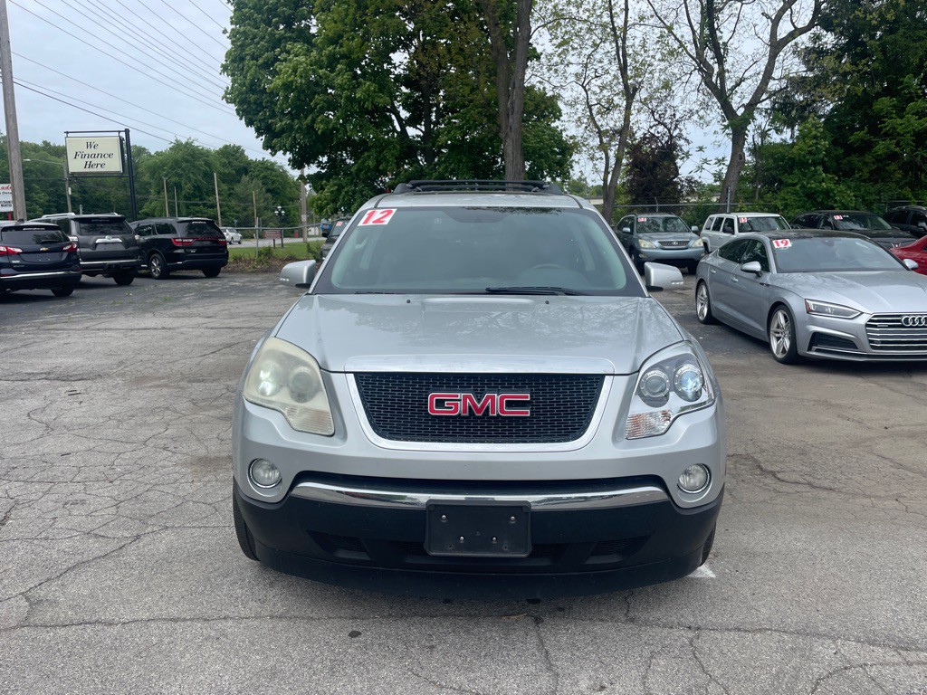 2012 GMC Acadia Image 2