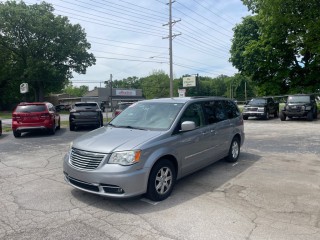 Image for 2013 Chrysler Town & Country Touring ID: 7432690