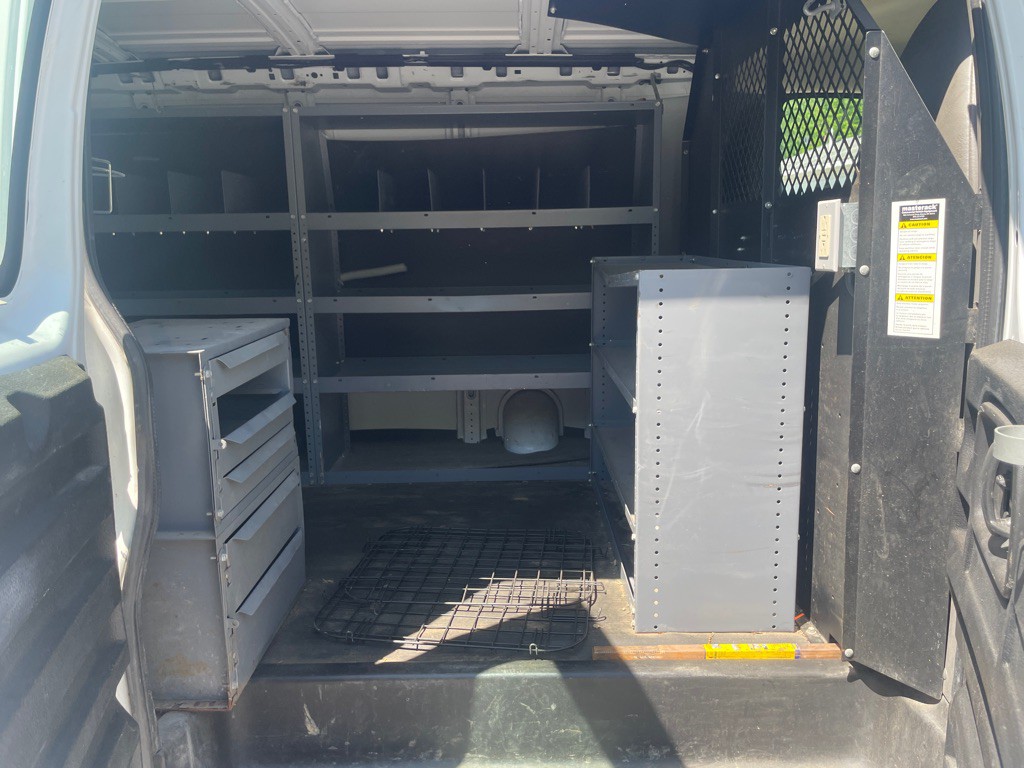 2012 Chevrolet Express Image 11