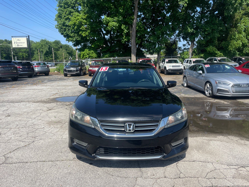 2013 Honda Accord Image 2