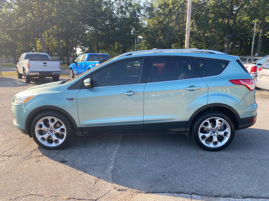 2013 Ford Escape Image 2