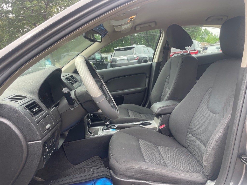 2010 Ford Fusion Image 10