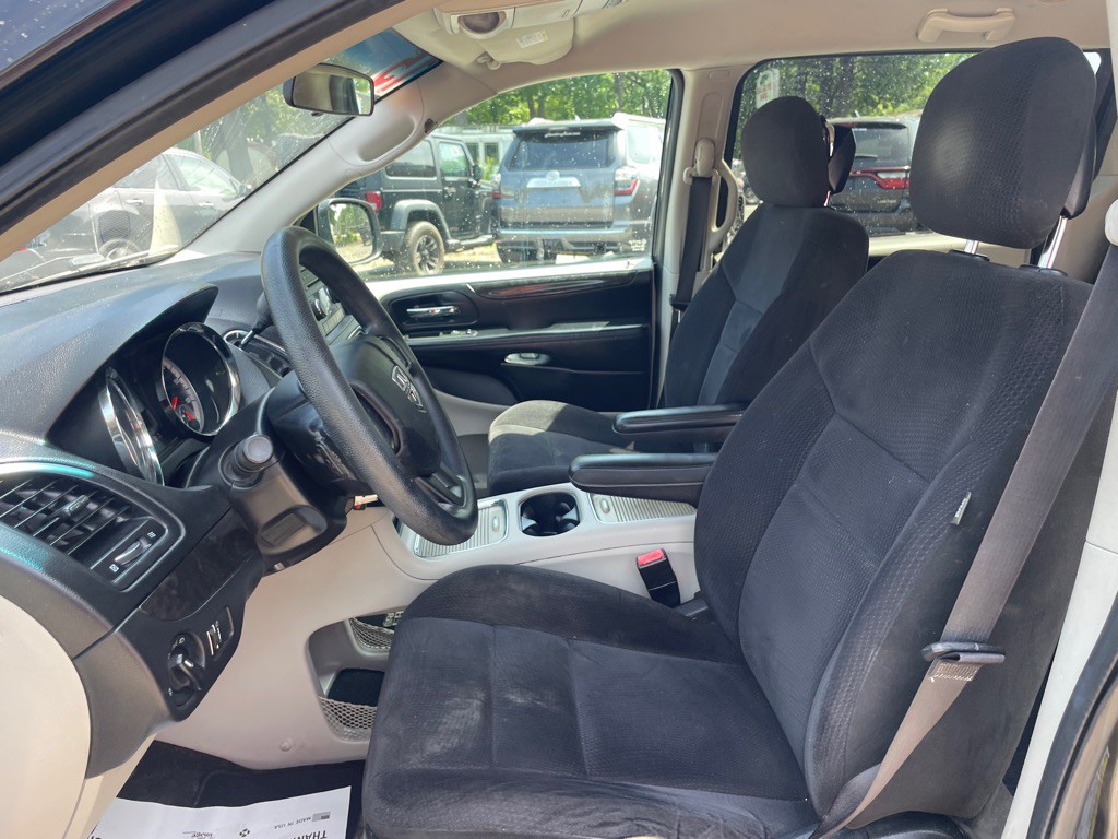 2015 Dodge Grand Caravan Image 9