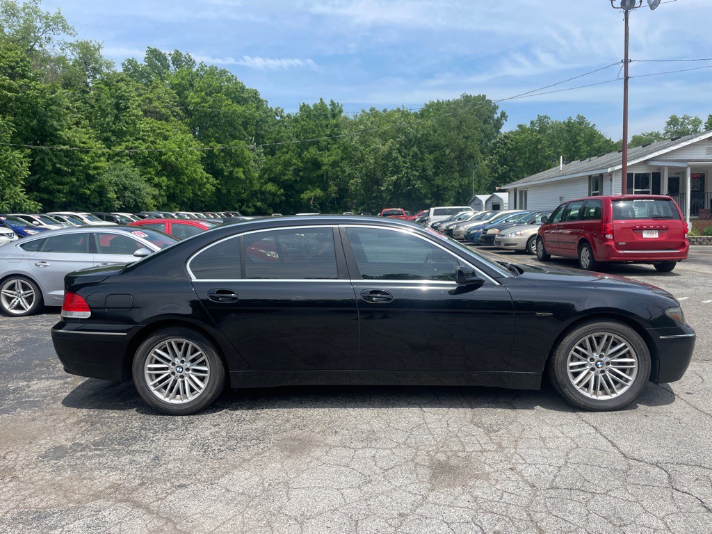 2004 BMW 7 Series Image 4