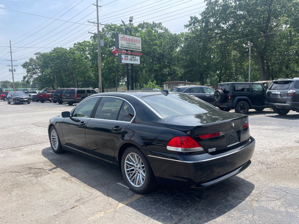 2004 BMW 7 Series Image 7