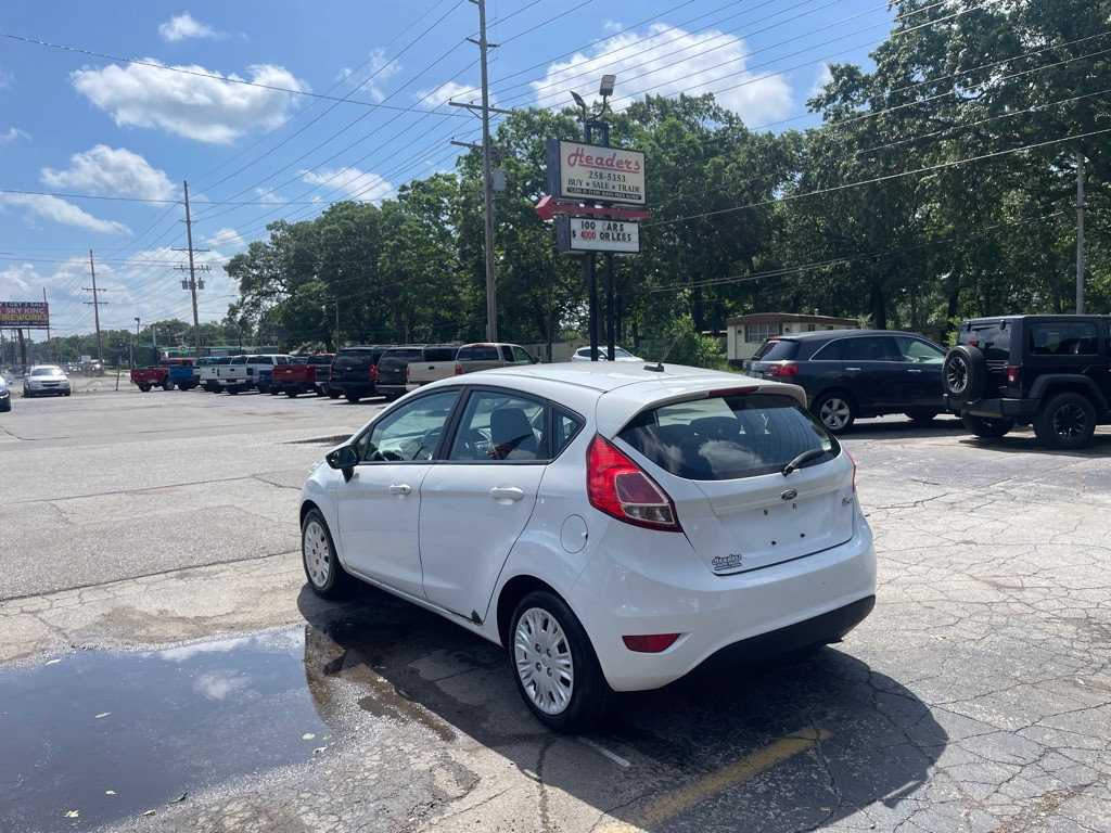 2014 Ford Fiesta Image 7