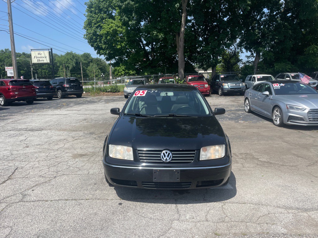 2005 Volkswagen Jetta Image 2