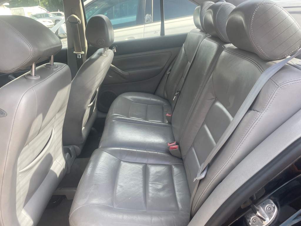 2005 Volkswagen Jetta Image 12