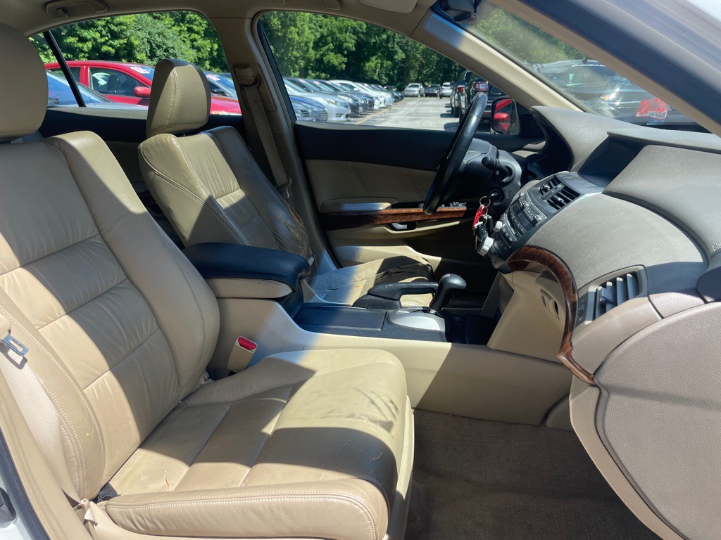 2008 Honda Accord Image 13