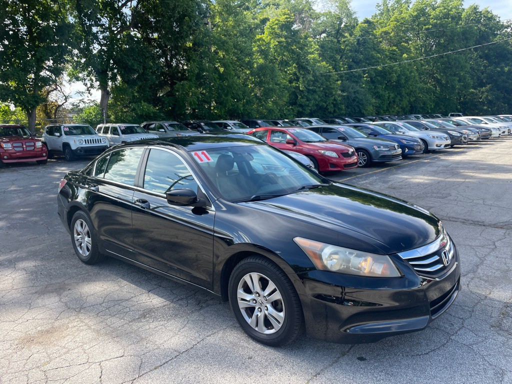 2011 Honda Accord Image 3