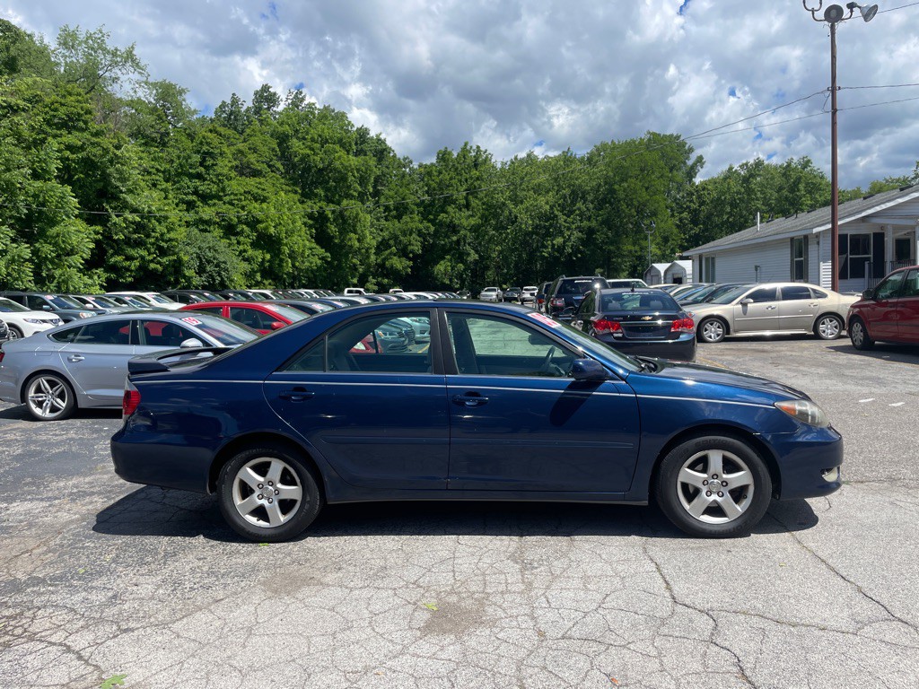 2005 Toyota Camry Image 4
