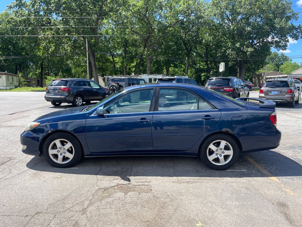2005 Toyota Camry Image 8