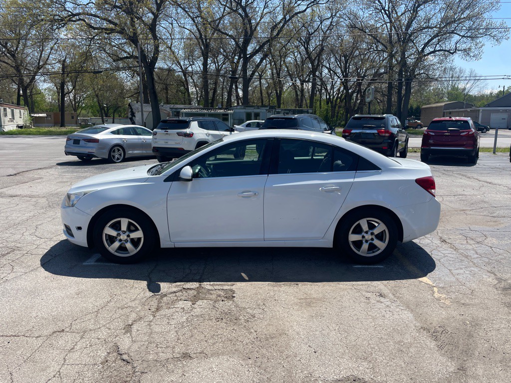 2014 Chevrolet Cruze Image 7