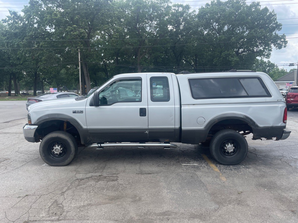 2003 Ford F-250 Image 8